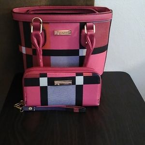 Burberry purse & matching wallet